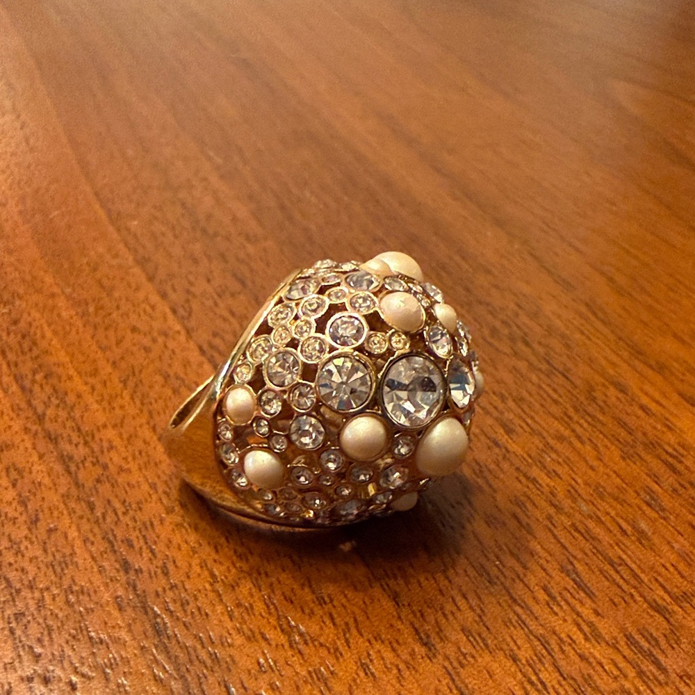Kate Spade pick a pearl cocktail ring